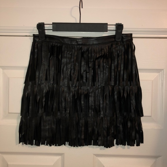 H&M Divided Layered Fringe Faux Leather Mini Skirt - Picture 2 of 5